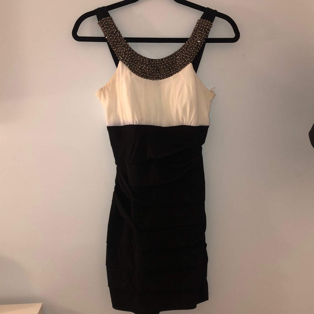 Mini dress